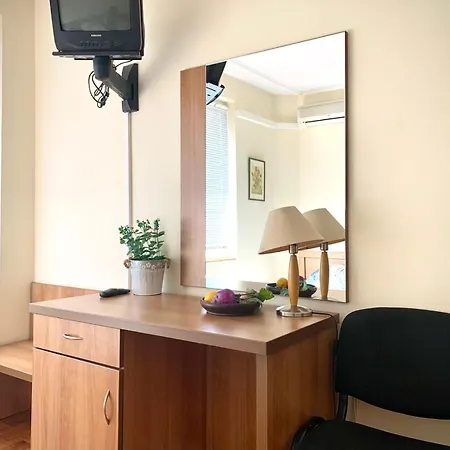 тедис хоум Къща за гости