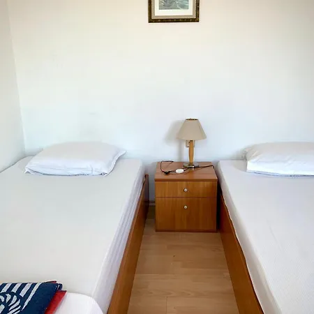 Guest house тедис хоум *